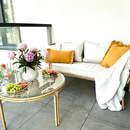 Zoli Stork - Hubnera 5 * 바르샤바